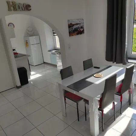 F3 Meublés Proche Du Circuit Automobile International Et Du Karting De Juvaincourt